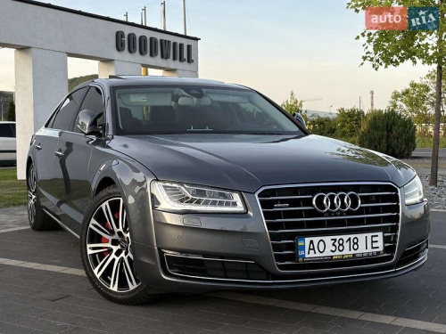 Audi A8 2014