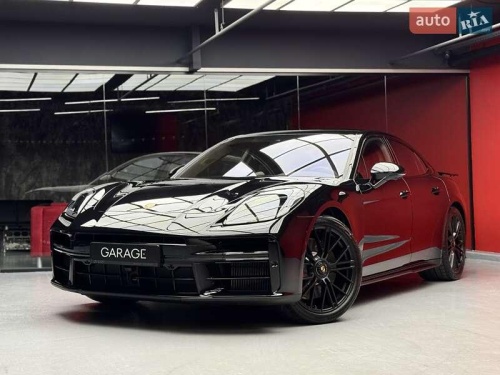 Porsche Panamera 2025