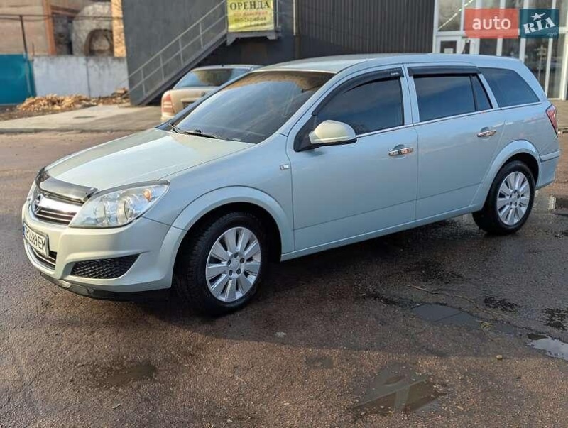 Opel Astra 2009