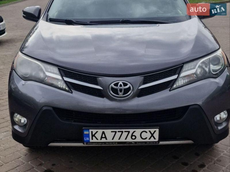 Toyota RAV4 2015