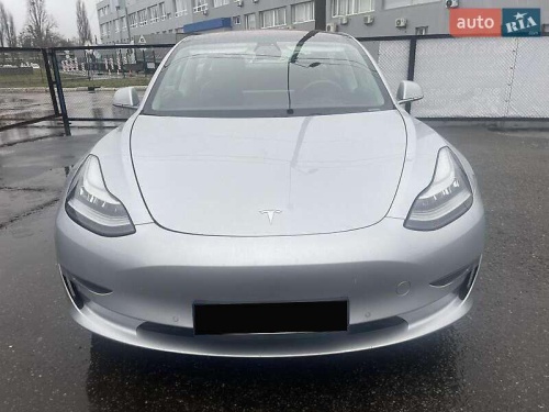Tesla Model 3 2018