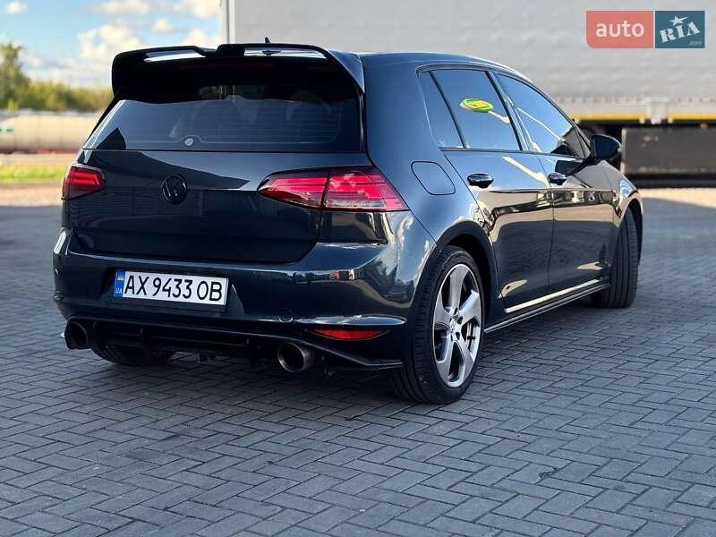 Volkswagen Golf GTI 2014