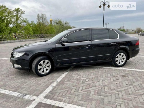 Skoda Superb 2012