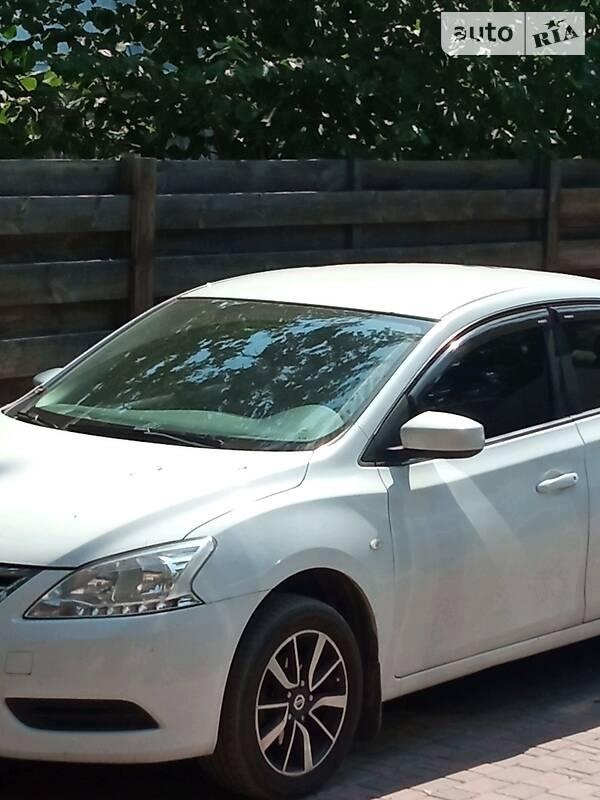 Nissan Sentra 2016