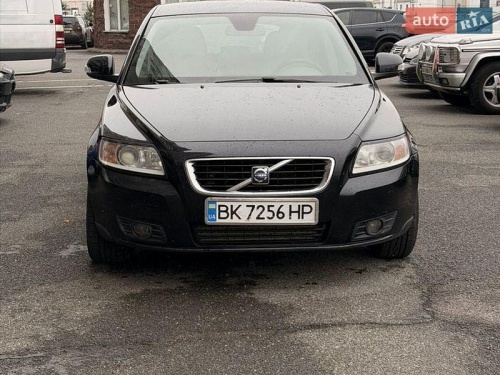 Volvo V50 2010