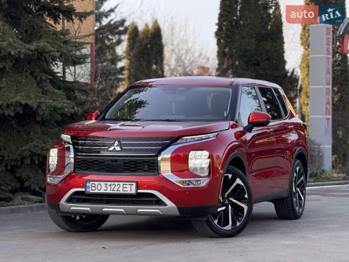 Mitsubishi Outlander 2021