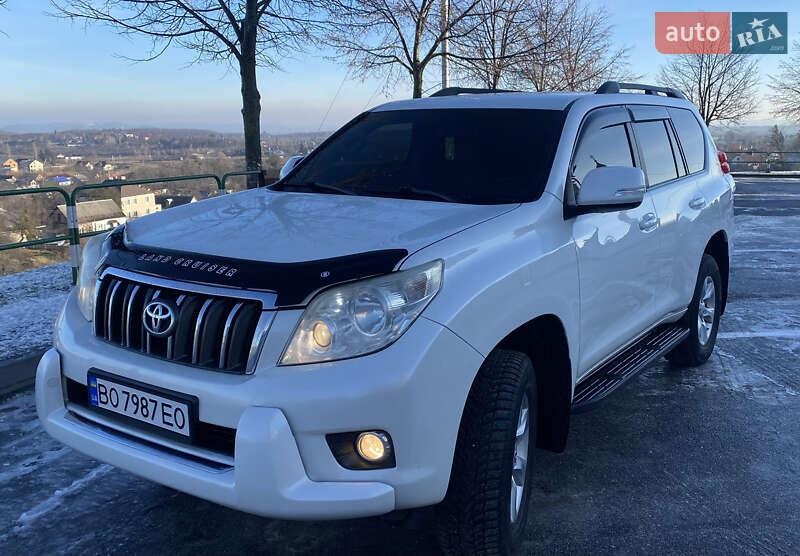 Toyota Land Cruiser Prado 2011