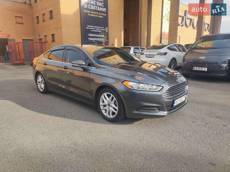 Ford Fusion 2015