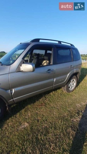 Chevrolet Niva 2010