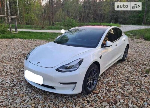 Tesla Model 3 2018