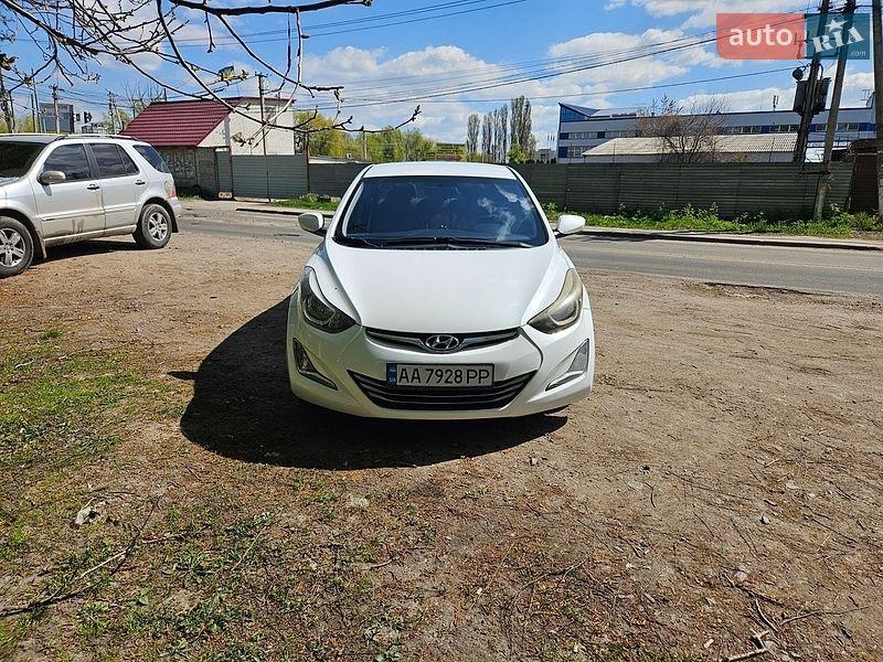 Hyundai Elantra 2015