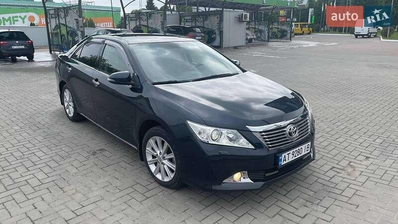 Toyota Camry 2014