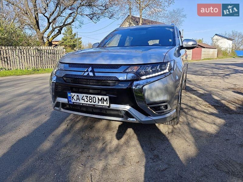 Mitsubishi Outlander 2019