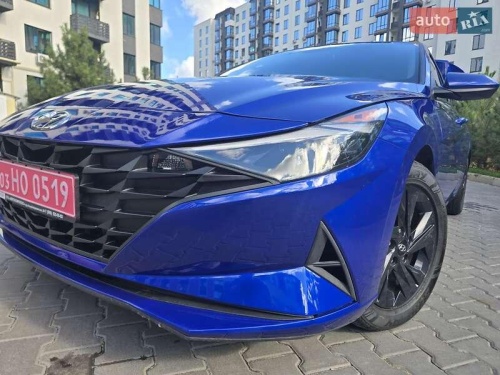 Hyundai Elantra 2023