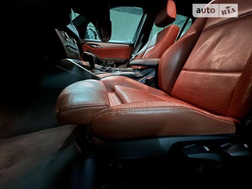 BMW X1 2012