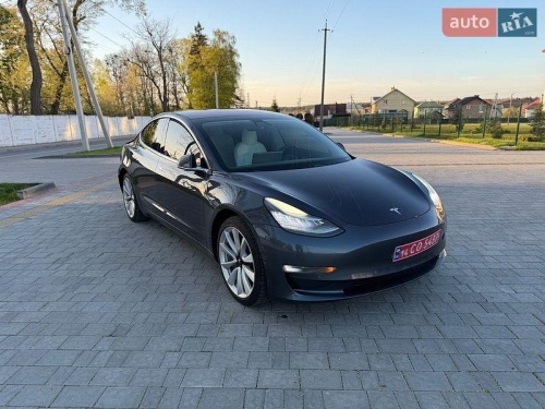 Tesla Model 3 2018
