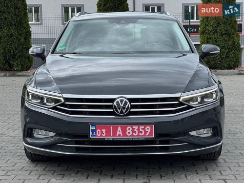 Volkswagen Passat 2021