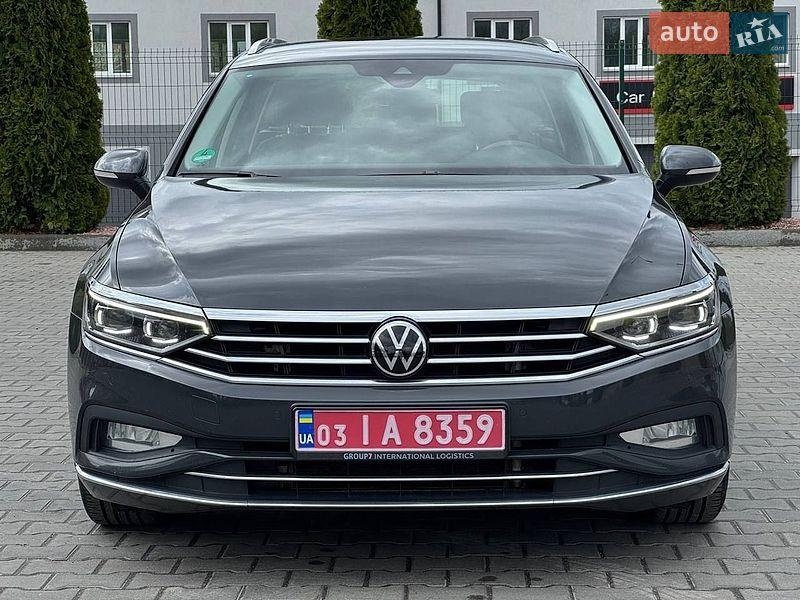 Volkswagen Passat 2021