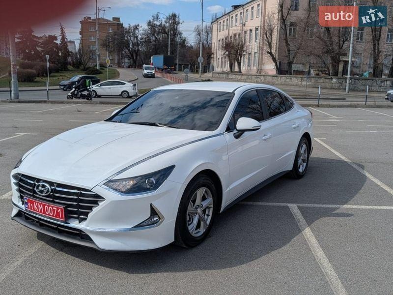 Hyundai Sonata 2021