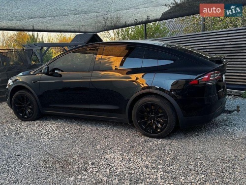 Tesla Model X 2017