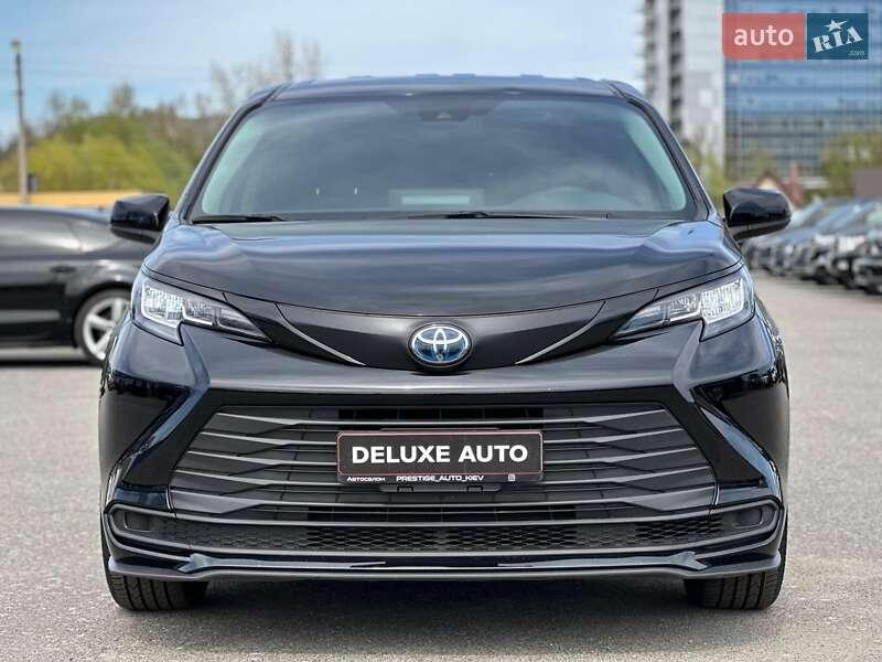 Toyota Sienna 2022