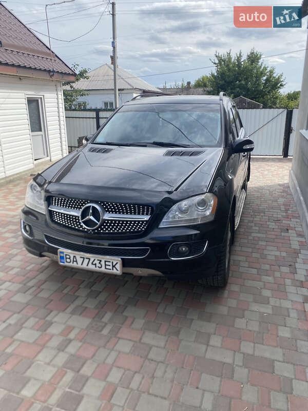 Mercedes-Benz M-Class 2007