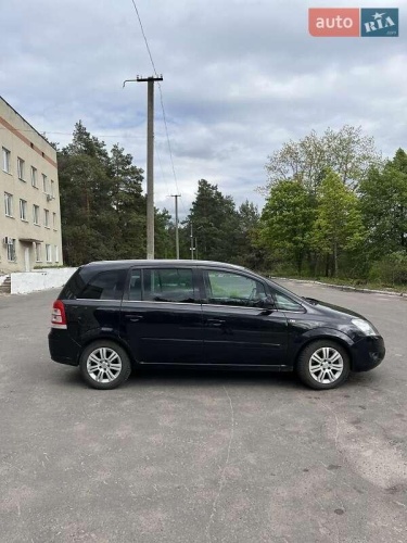 Opel Zafira 2012