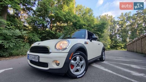 MINI Cooper 2010
