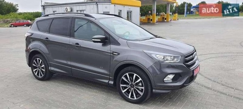 Ford Kuga 2017