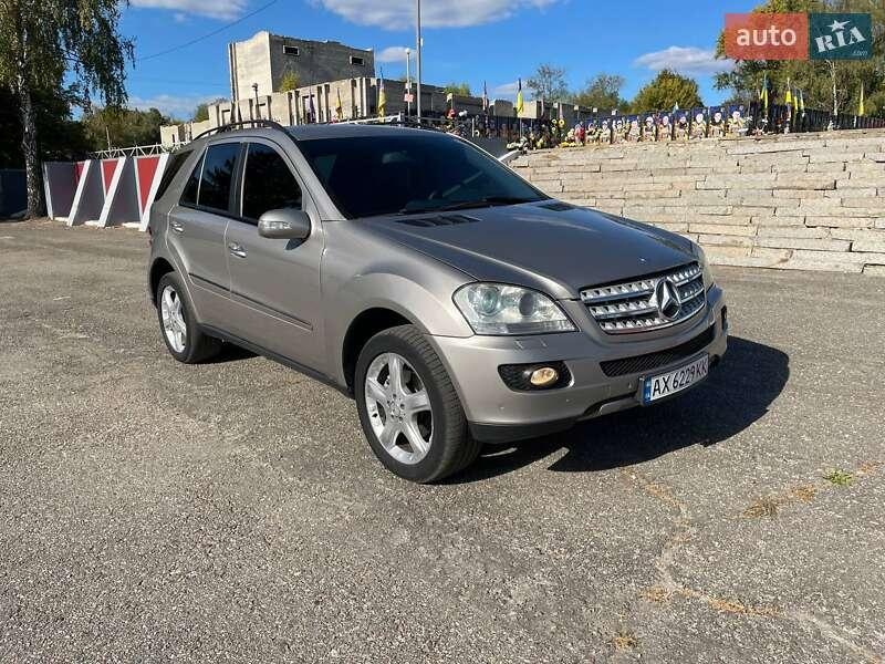 Mercedes-Benz M-Class 2008
