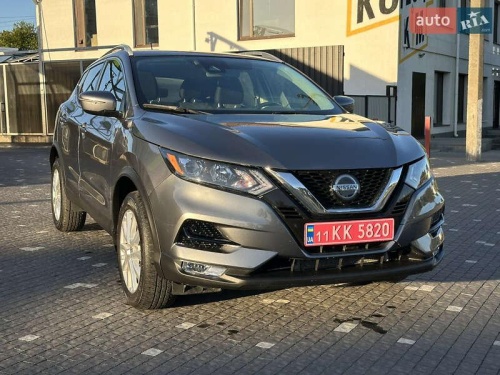 Nissan Rogue Sport 2021