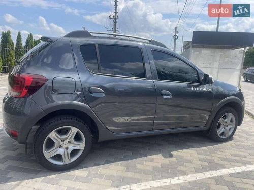 Renault Sandero StepWay 2021