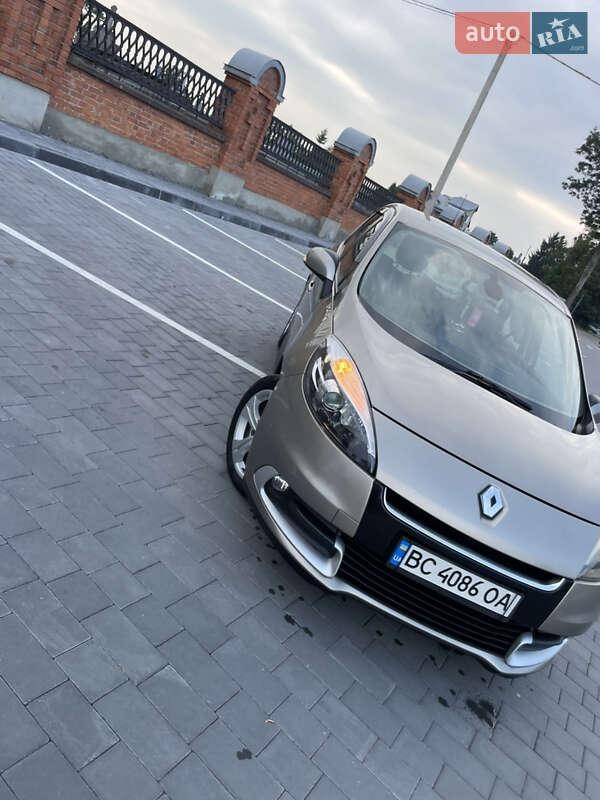 Renault Scenic 2012