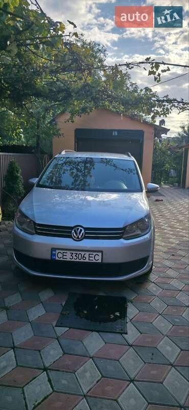 Volkswagen Touran 2011