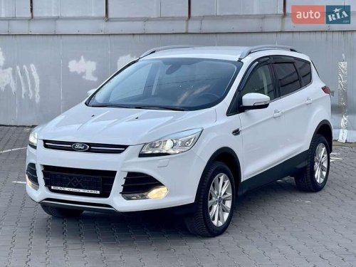 Ford Kuga 2016