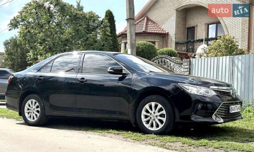 Toyota Camry 2015