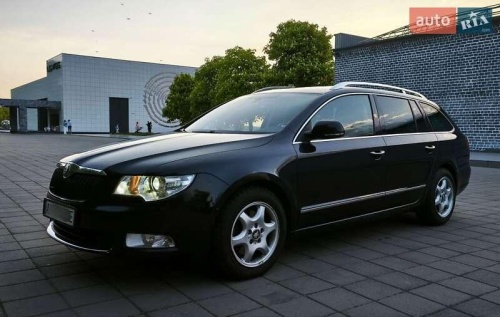 Skoda Superb 2011
