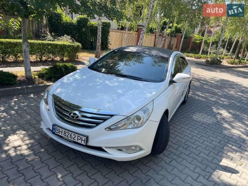 Hyundai Sonata 2013