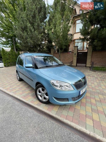 Skoda Roomster 2011
