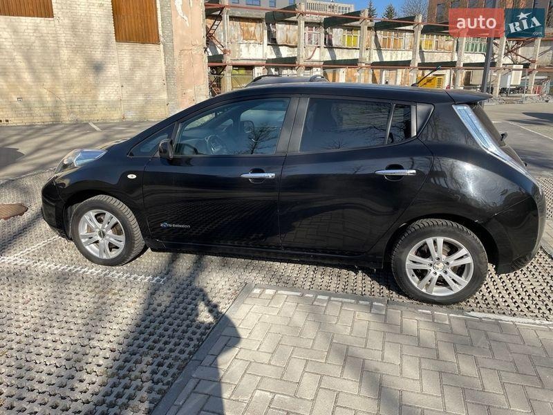 Nissan Leaf 2013