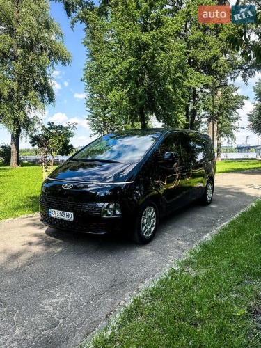 Hyundai Staria 2022