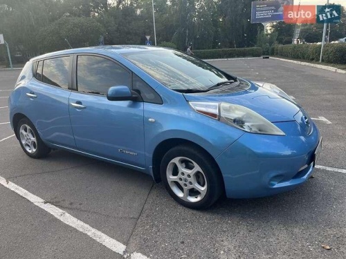 Nissan Leaf 2011