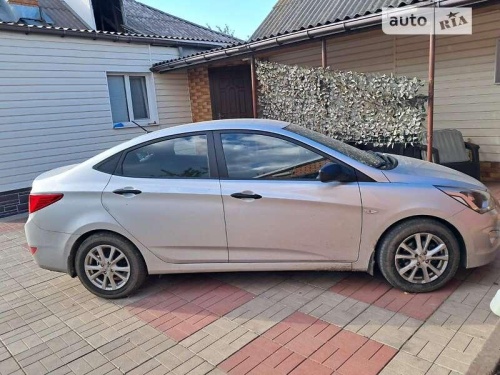 Hyundai Accent 2016