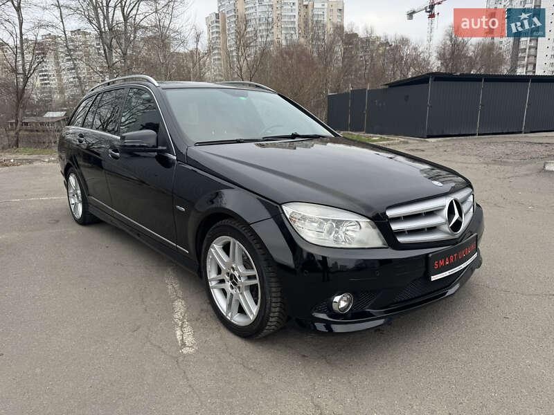 Mercedes-Benz C-Class 2010