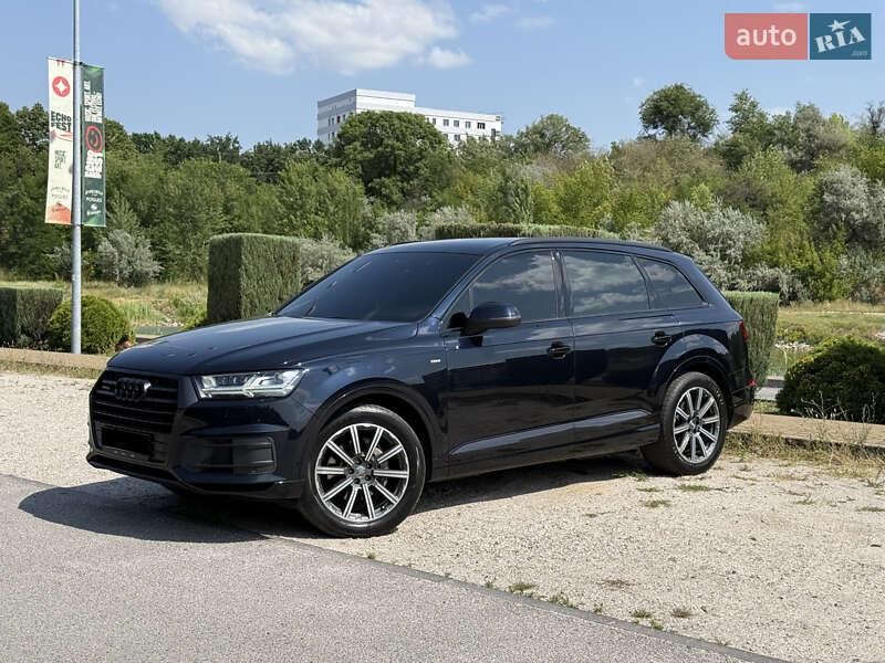 Audi Q7 2016