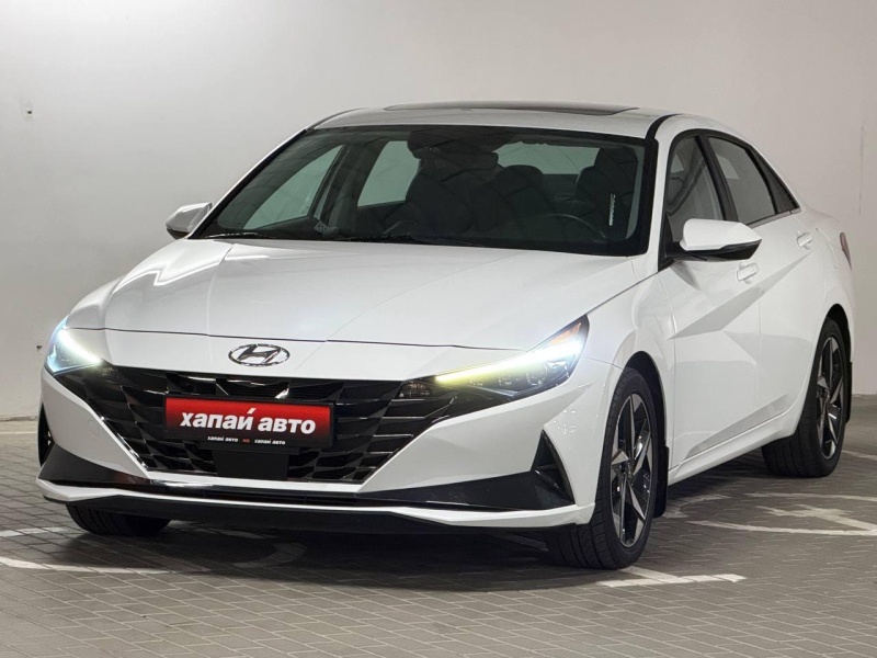 Hyundai Elantra 2022