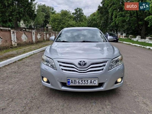 Toyota Camry 2011