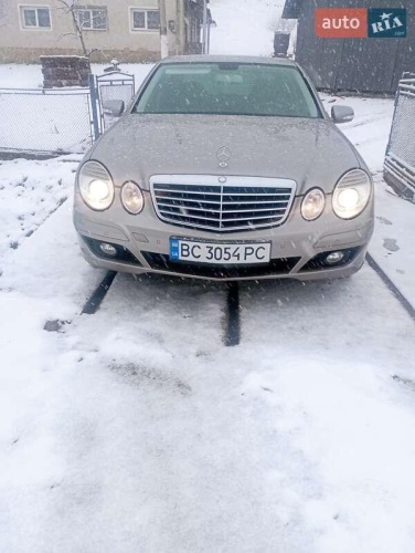 Mercedes-Benz E-Class 2007