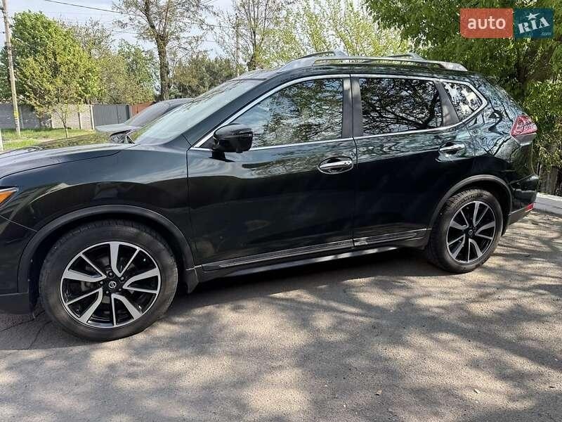 Nissan Rogue 2019