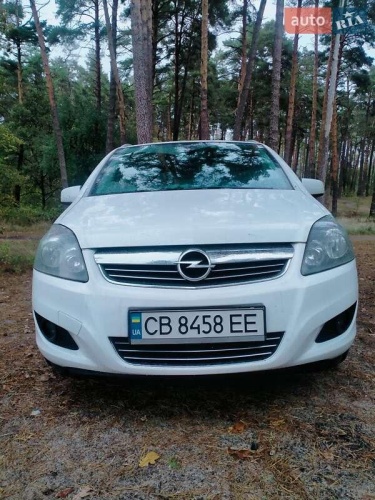 Opel Zafira 2011
